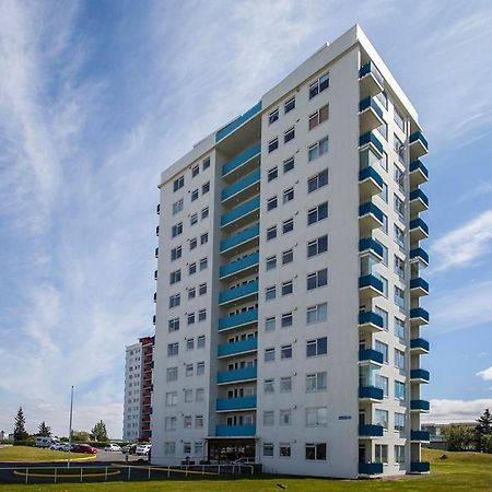 Panoramic Studio Apartment With Stunning View - Free Parking Рейкьявик Экстерьер фото