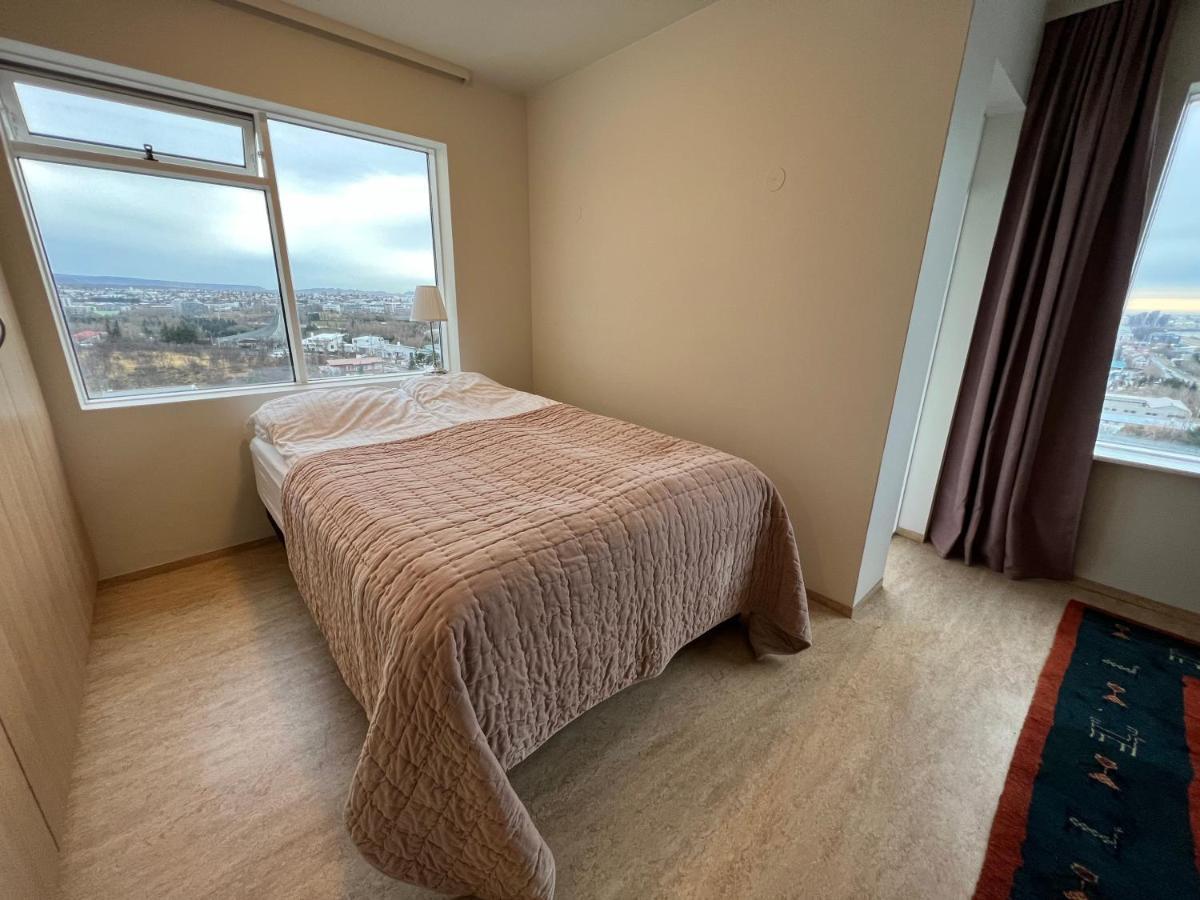 Panoramic Studio Apartment With Stunning View - Free Parking Рейкьявик Экстерьер фото